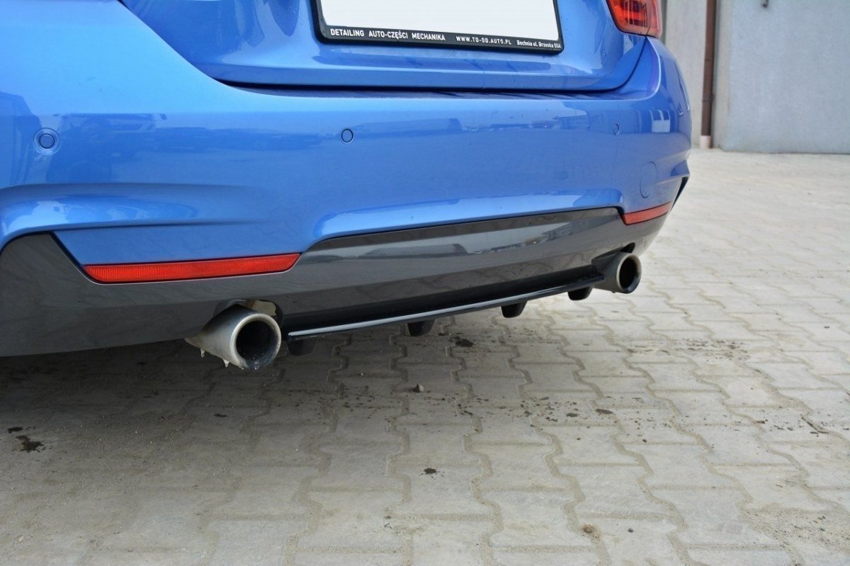 Rear Splitter for suitable for BMW 4 Coupe / Gran Coupe / Cabrio M-Pack F32 / F36 / F33 (with vertical bars)