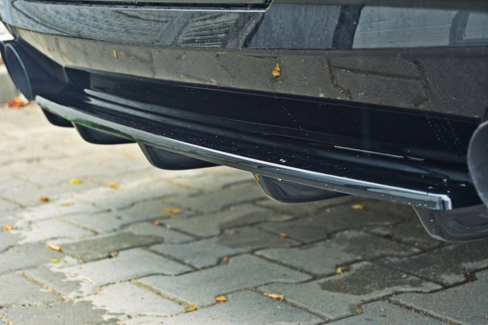 Rear Splitter for suitable for BMW 5 M-Pack Sedan/Touring F10/F11 (fits two double exhaust ends)