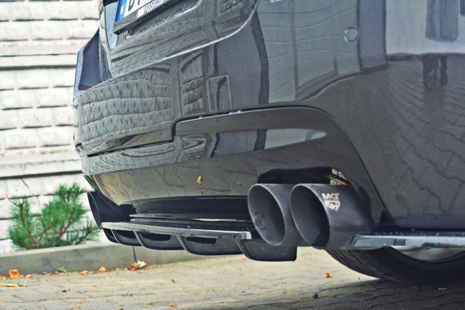 Rear Splitter for suitable for BMW 5 M-Pack Sedan/Touring F10/F11 (fits two double exhaust ends)