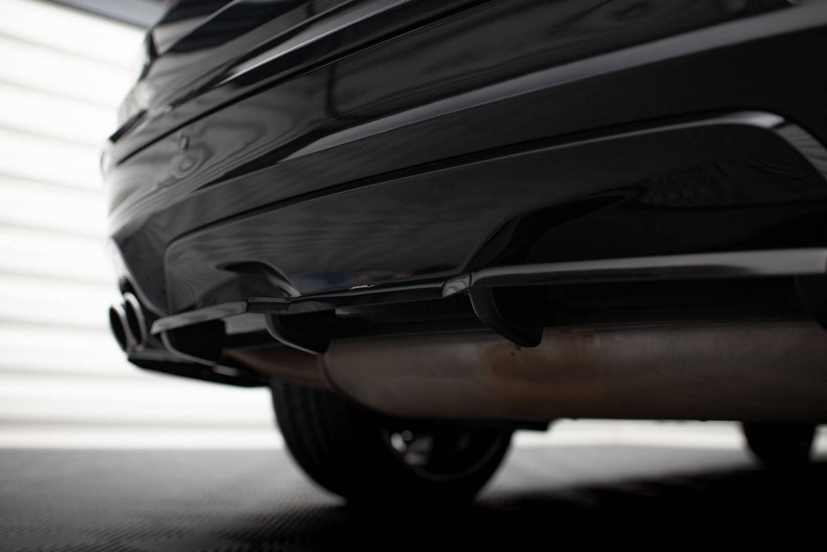 Rear Splitter for suitable for BMW X4 M-PACK (with a vertical bar)