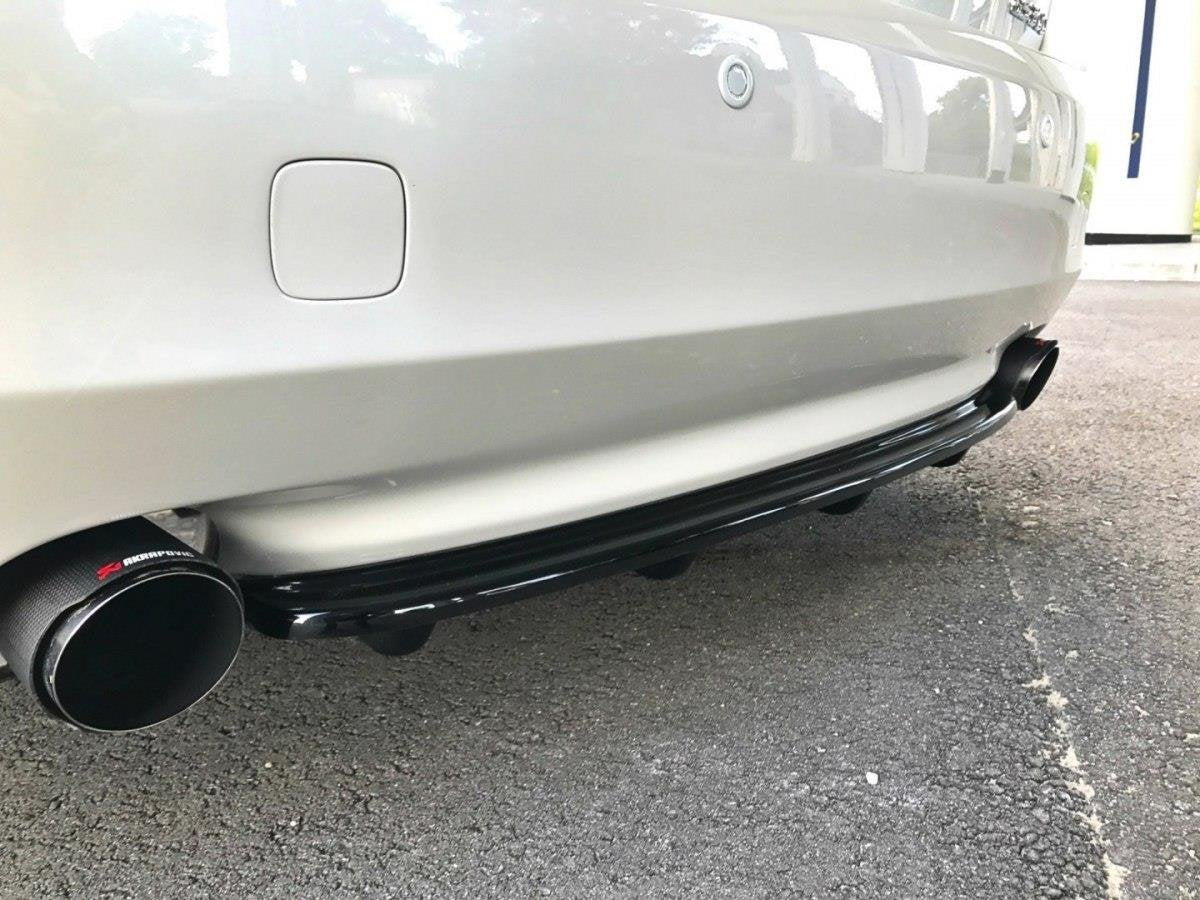 Rear Splitter suitable for Lexus GS 300 Mk3 Facelift (with vertical bars)