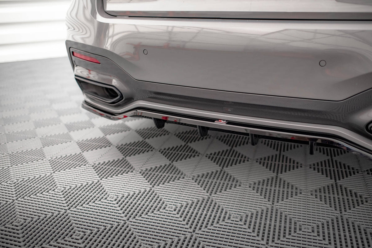 Rear Splitter (with vertical bars) V.1 suitable for BMW 7 M-Pack G11 / G12 Facelift