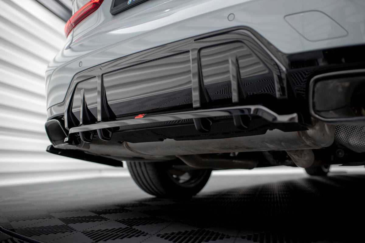 Rear Splitter (with vertical bars) V.1 suitable for BMW M340i G20 / G21 Facelift