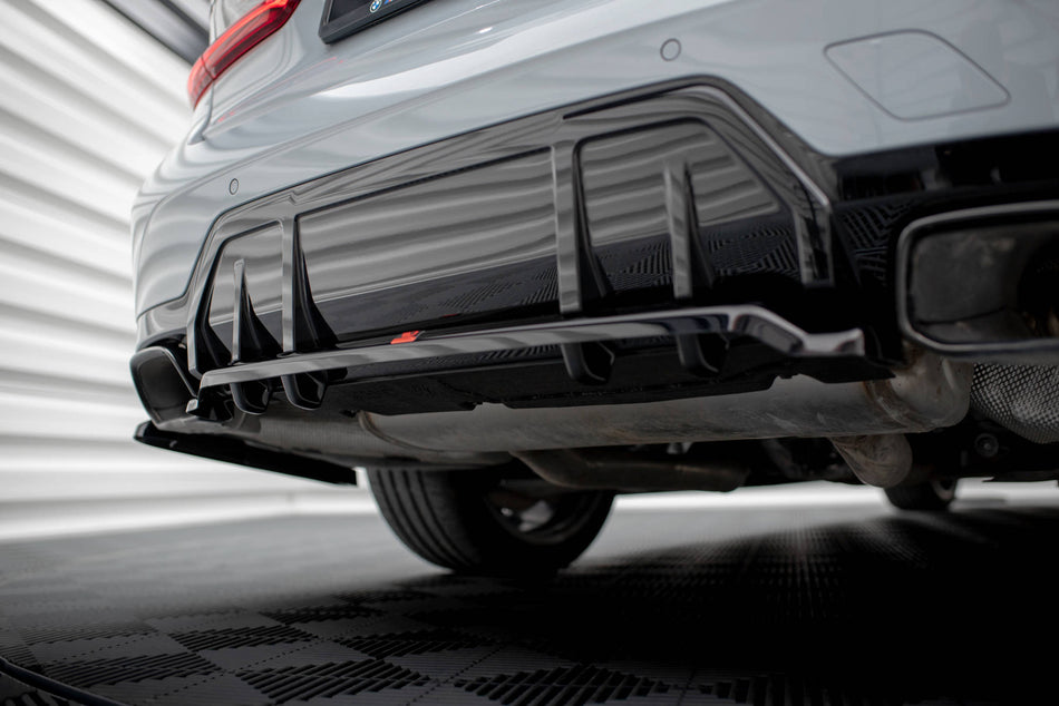 Rear Splitter (with vertical bars) V.1 suitable for BMW M340i G20 / G21 Facelift
