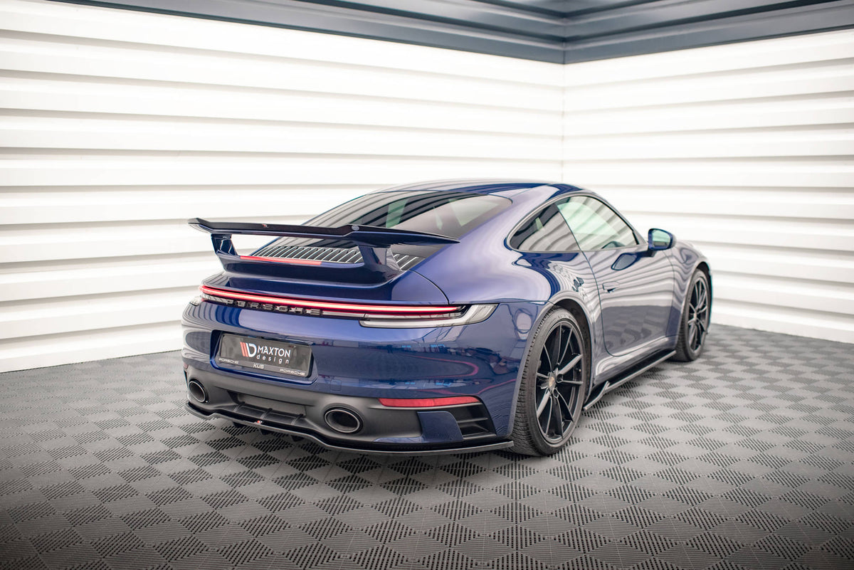 Rear Splitter (with vertical bars) V.1 suitable for Porsche 911 Carrera Aero / Carrera GTS 992