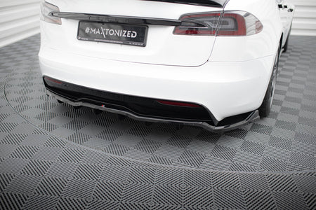 Rear Splitter (with vertical bars) V.1 suitable for Tesla Model S Plaid Mk1 Facelift