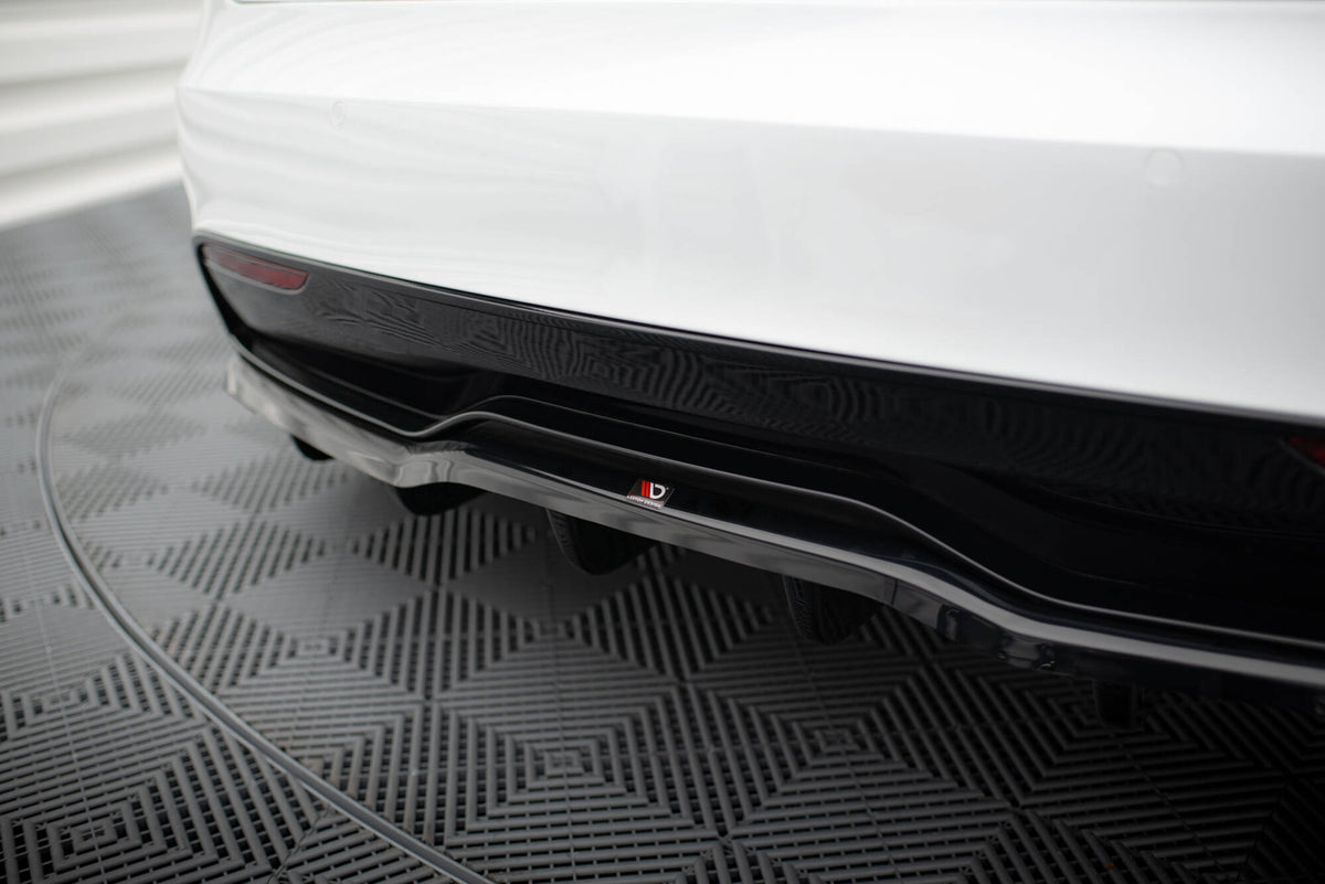 Rear Splitter (with vertical bars) V.1 suitable for Tesla Model S Plaid Mk1 Facelift