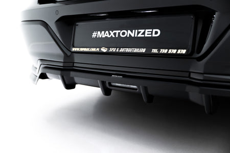 Rear Splitter (with vertical bars) V.2 suitable for BMW 7 M-Pack G70