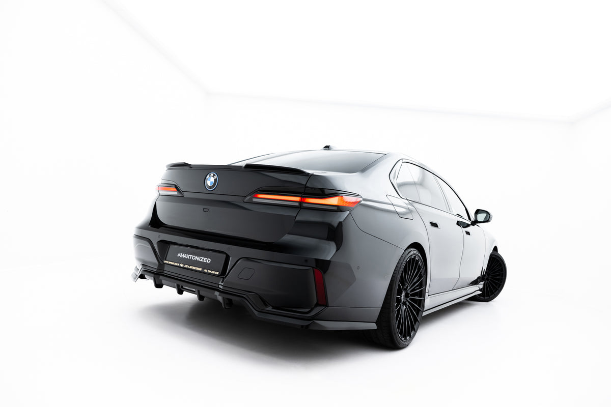 Rear Splitter (with vertical bars) V.2 suitable for BMW 7 M-Pack G70