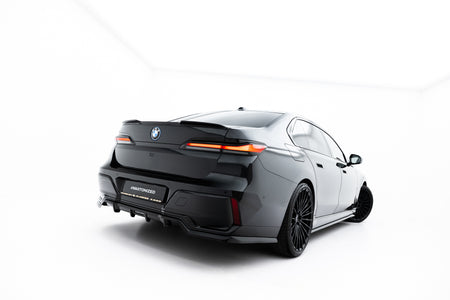 Rear Splitter (with vertical bars) V.2 suitable for BMW 7 M-Pack G70