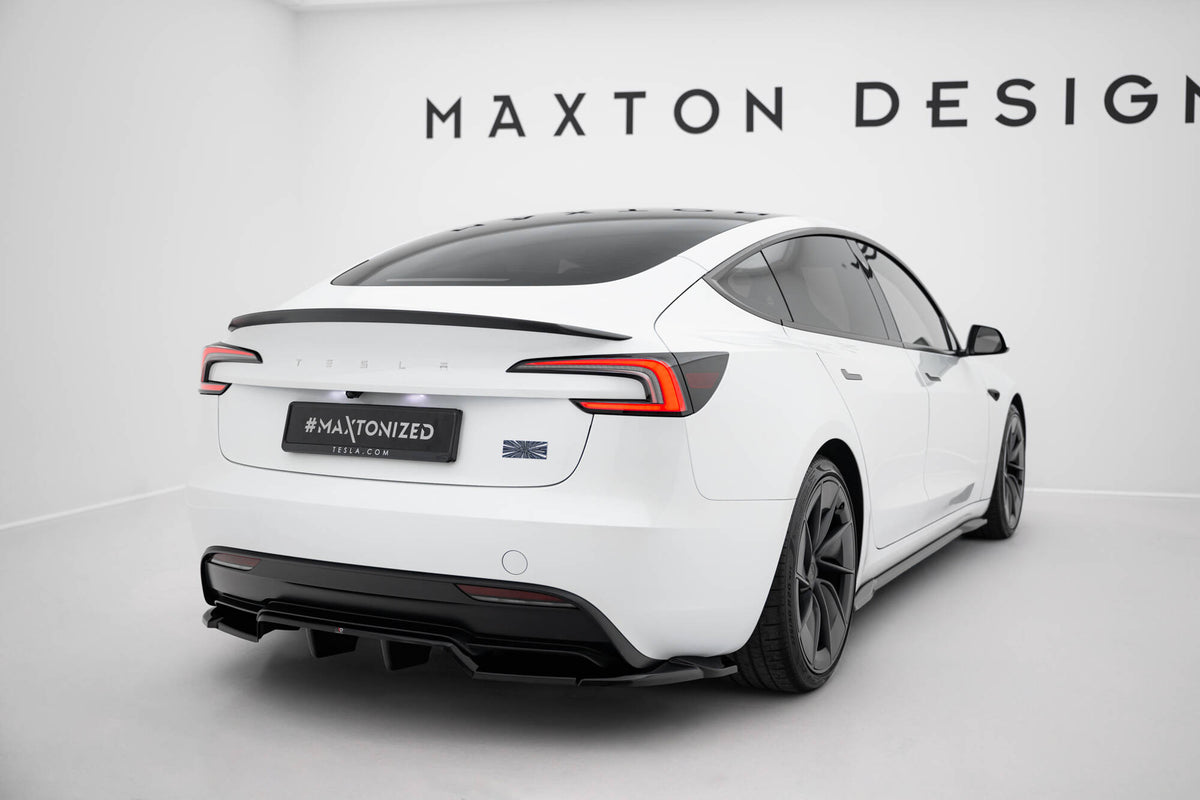 Rear Splitter (with vertical bars) V.2 suitable for Tesla Model 3 Performance Mk1 Facelift