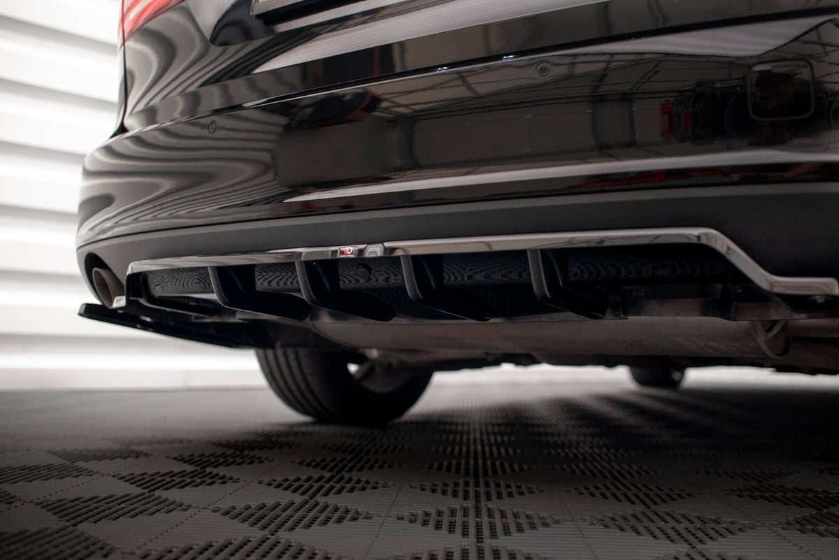 Rear Splitter (with vertical bars) V.2 suitable for Volvo V90 Mk2