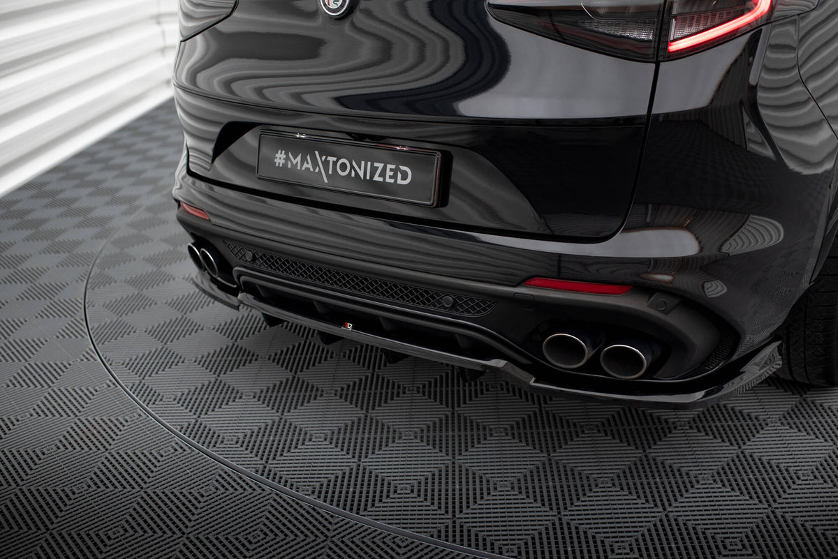 Rear Splitter (with vertical bars) suitable for Alfa Romeo Stelvio Quadrifoglio Mk1