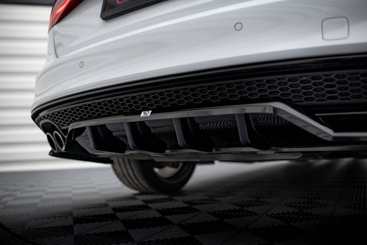 Rear Splitter (with vertical bars) suitable for Audi A4 Competition B8 Facelift