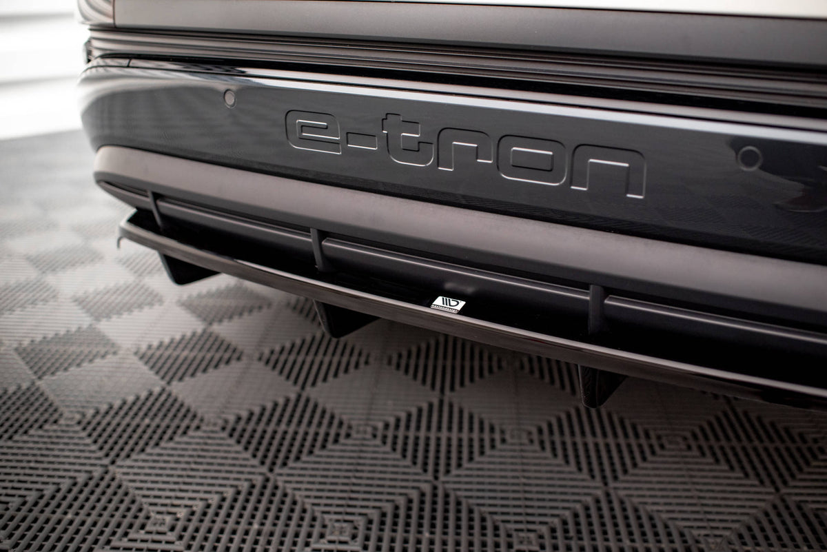 Rear Splitter (with vertical bars) suitable for Audi Q4 e-tron Sportback S-line Mk1