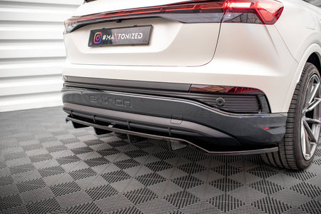 Rear Splitter (with vertical bars) suitable for Audi Q4 e-tron Sportback S-line Mk1