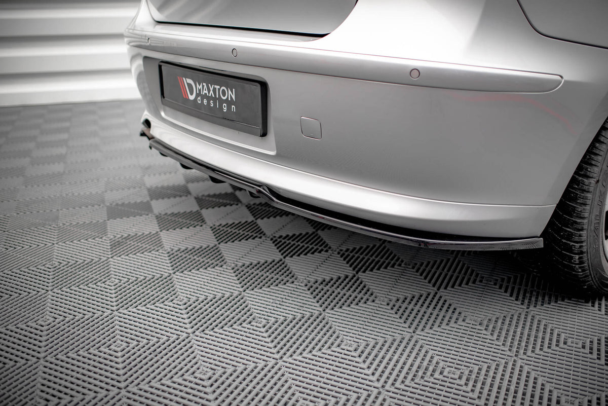 Rear Splitter (with vertical bars) suitable for BMW 1 E81 Facelift