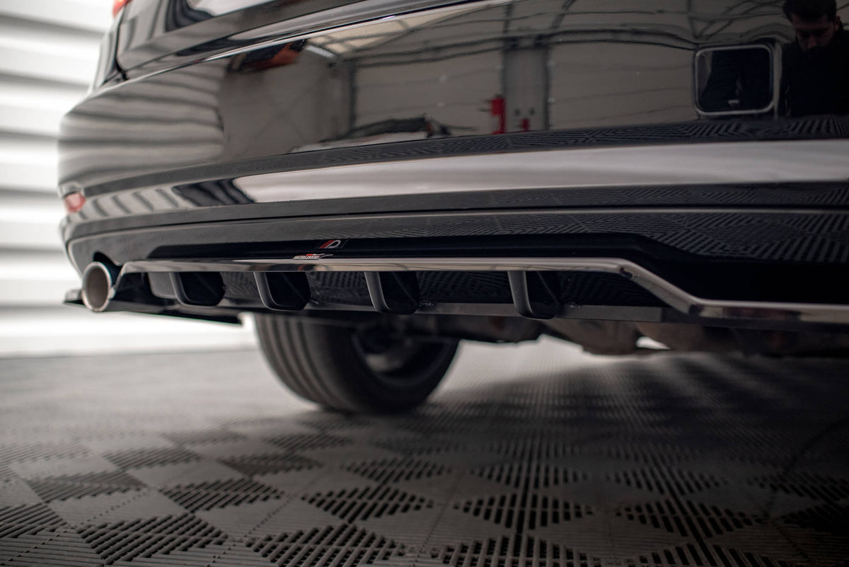 Rear Splitter (with vertical bars) suitable for BMW 3 GT F34