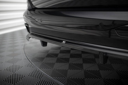 Rear Splitter (with vertical bars) suitable for BMW X7 M-Pack G07 Facelift