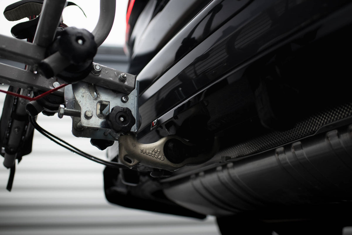 Rear Splitter (with vertical bars) suitable for BMW X7 M-Pack G07 Facelift
