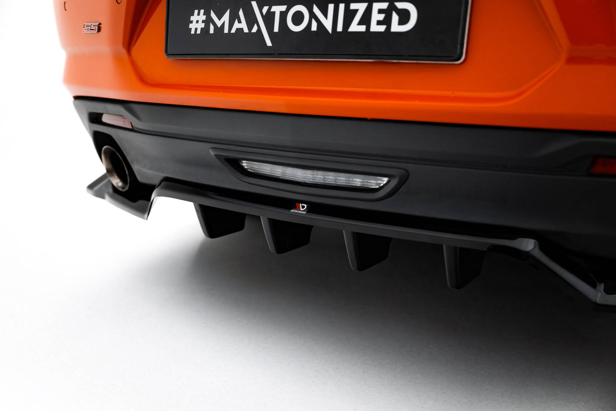 Rear Splitter (with vertical bars) suitable for Chevrolet Camaro SS Mk6 Facelift