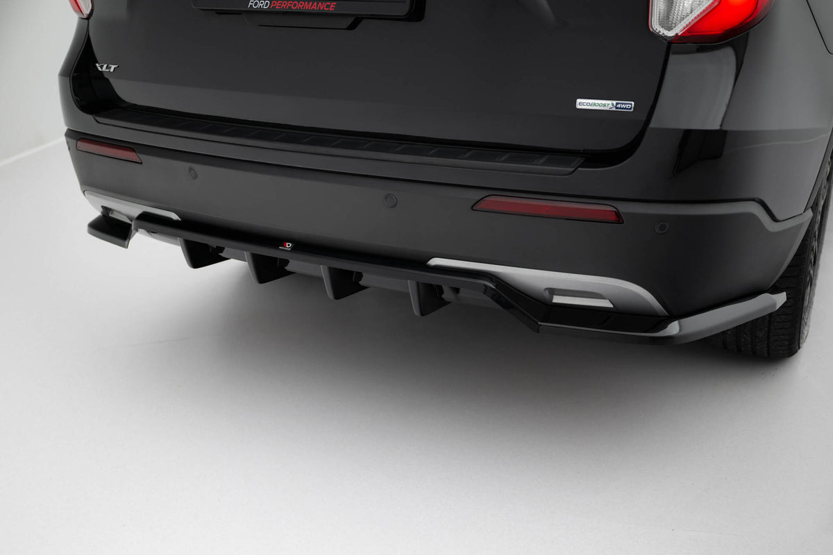 Rear Splitter (with vertical bars) suitable for Ford Explorer XLT Mk6