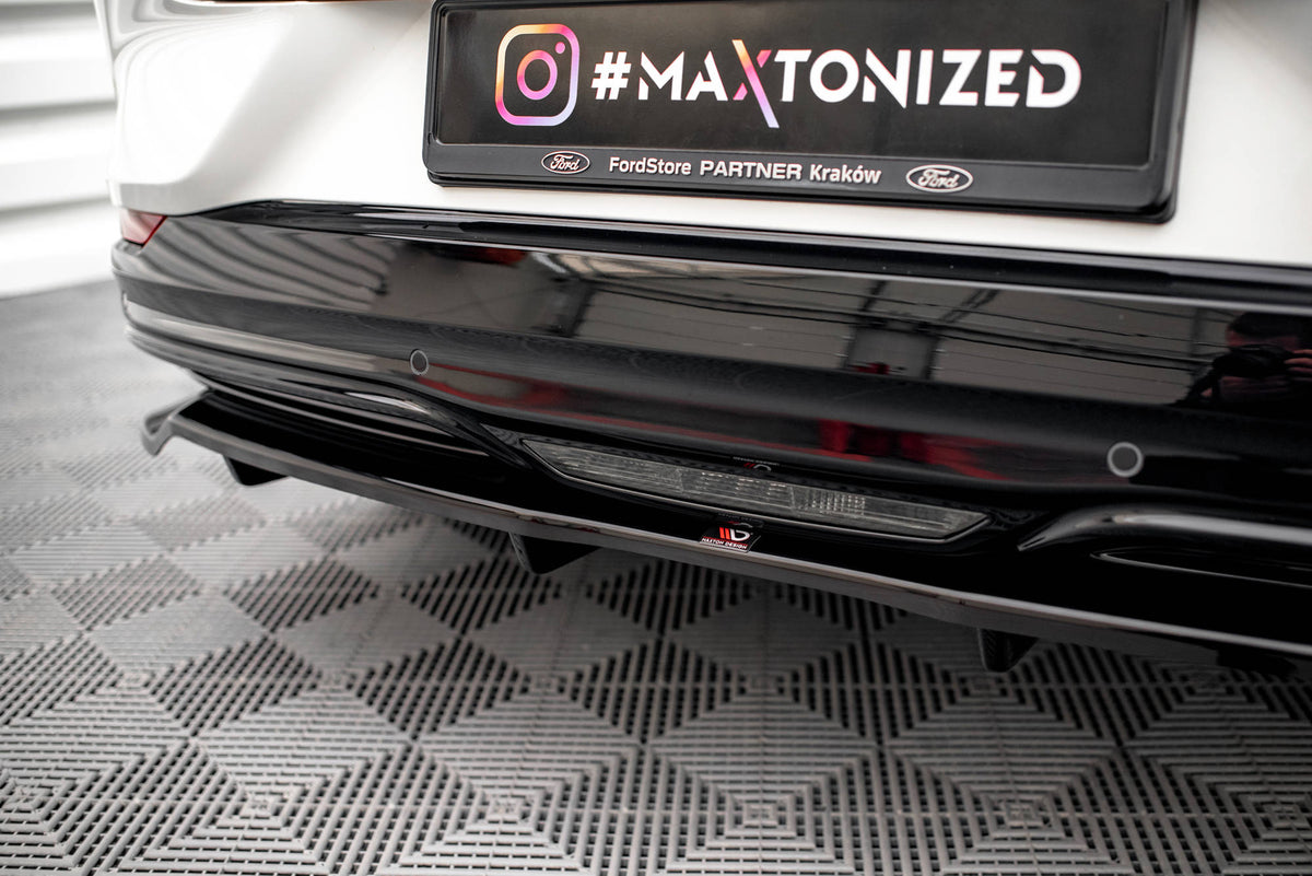 Rear Splitter (with vertical bars) suitable for Ford Mustang Mach-E Mk1
