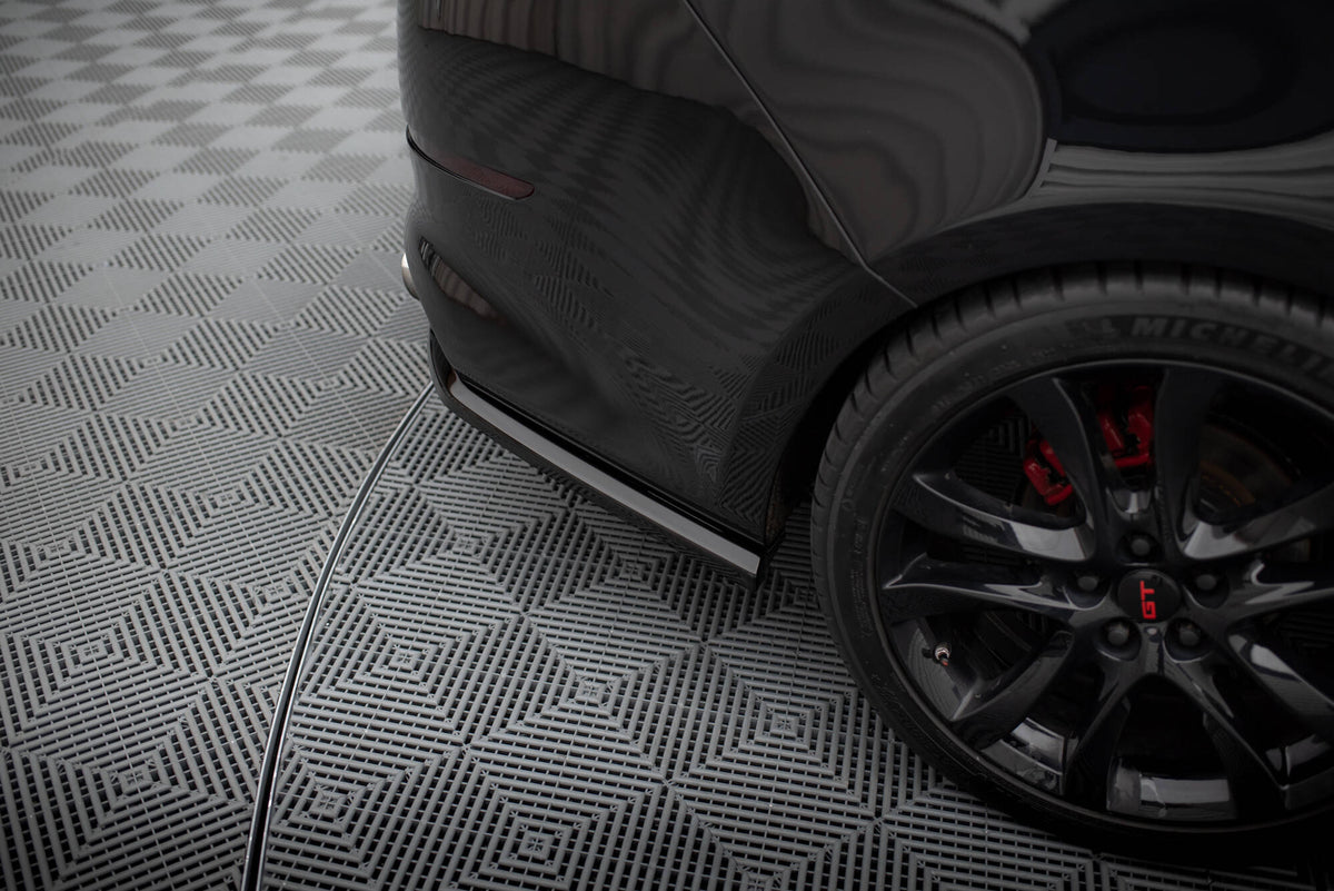 Rear Splitter (with vertical bars) suitable for Kia Optima Mk3