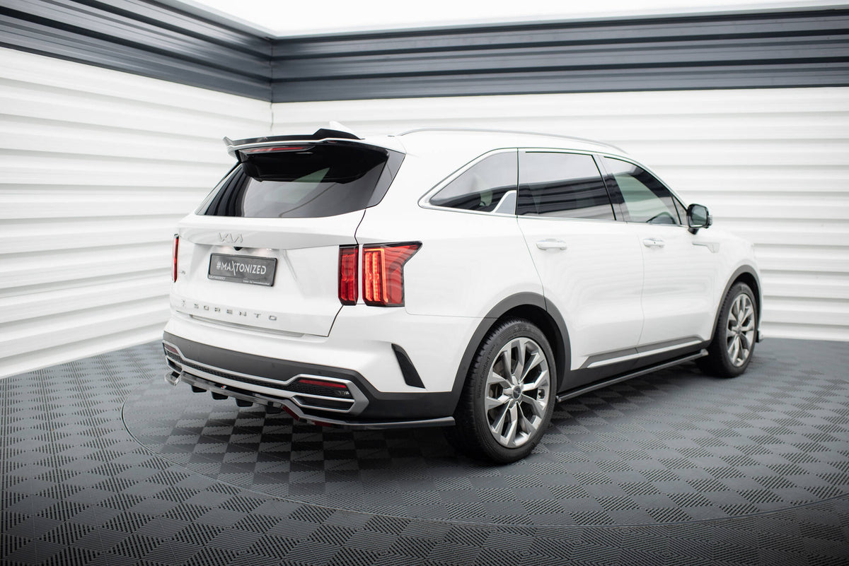 Rear Splitter (with vertical bars) suitable for Kia Sorento Mk4