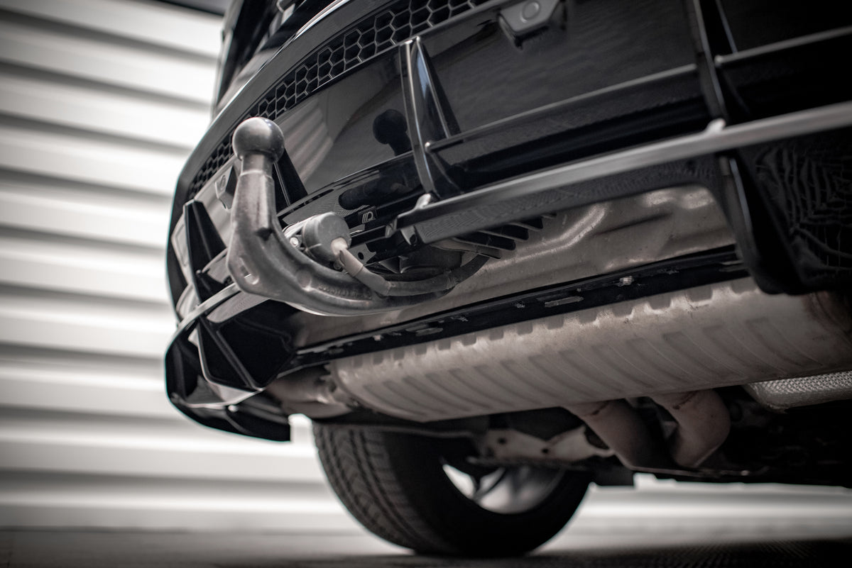 Rear Splitter (with vertical bars) suitable for Lamborghini Urus Mk1