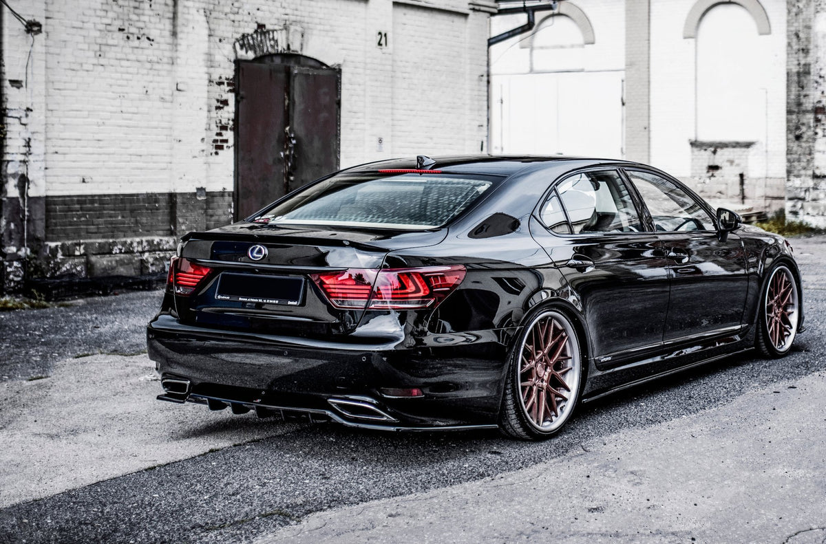Rear Splitter (with vertical bars) suitable for Leuxs LS Mk4 Facelift