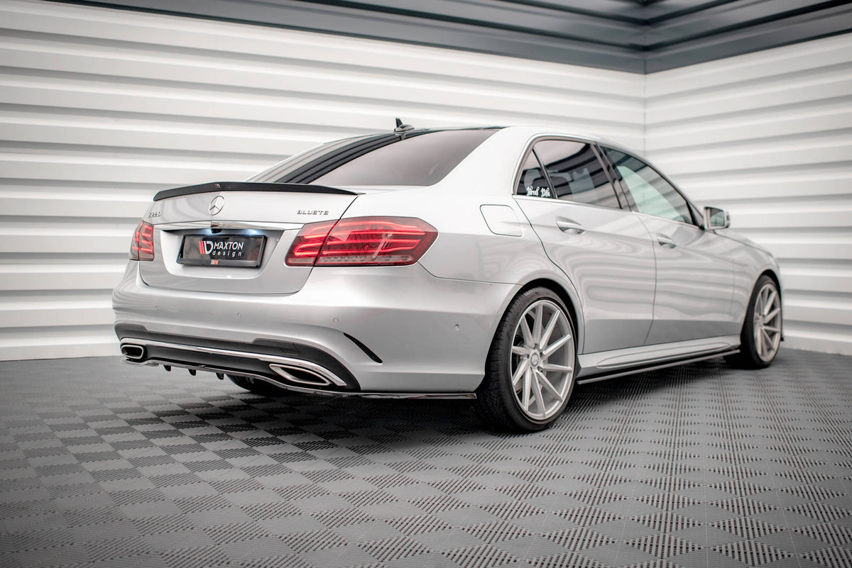 Rear Splitter (with vertical bars) suitable for Mercedes-Benz E AMG-Line Sedan W212 Facelift