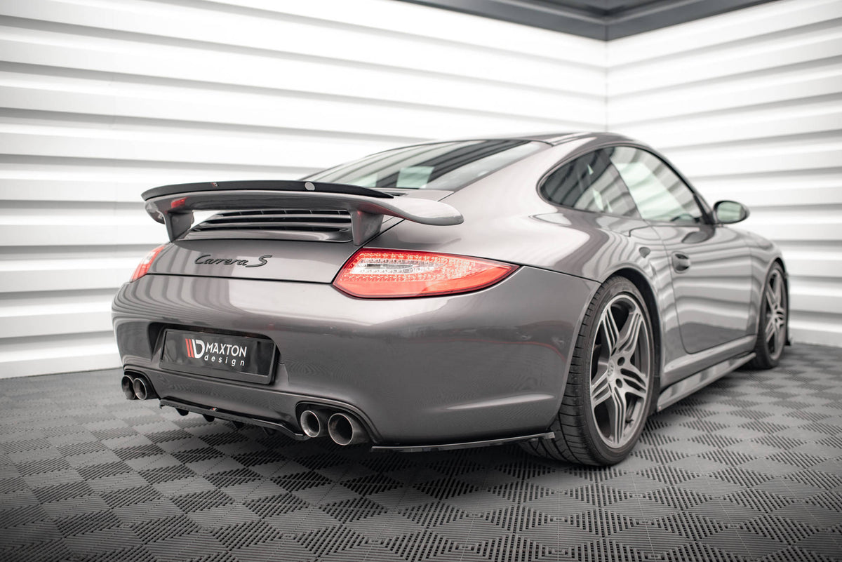 Rear Splitter (with vertical bars) suitable for Porsche 911 Carrera / Carrera GTS 997 Facelift