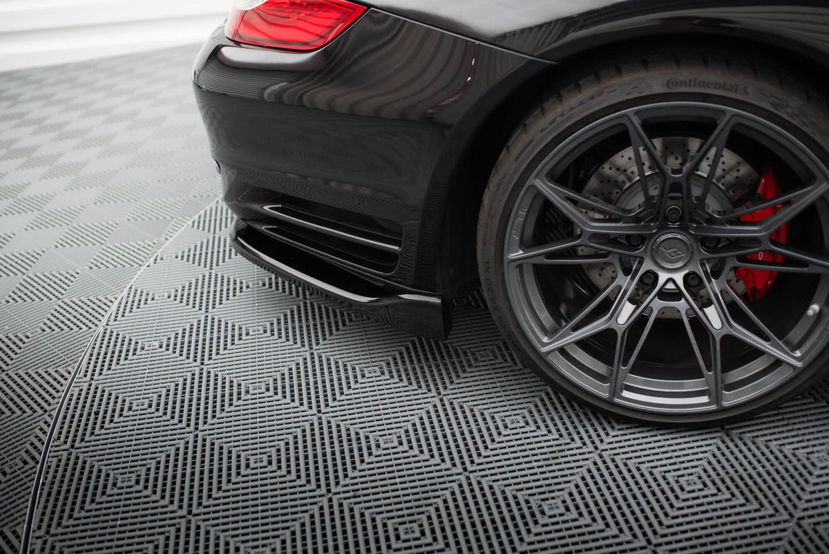 Rear Splitter (with vertical bars) suitable for Porsche 911 Turbo 997