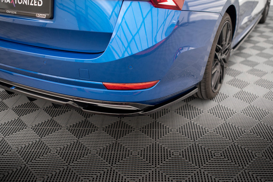 Rear Splitter (with vertical bars) suitable for Skoda Octavia Sportline Mk4