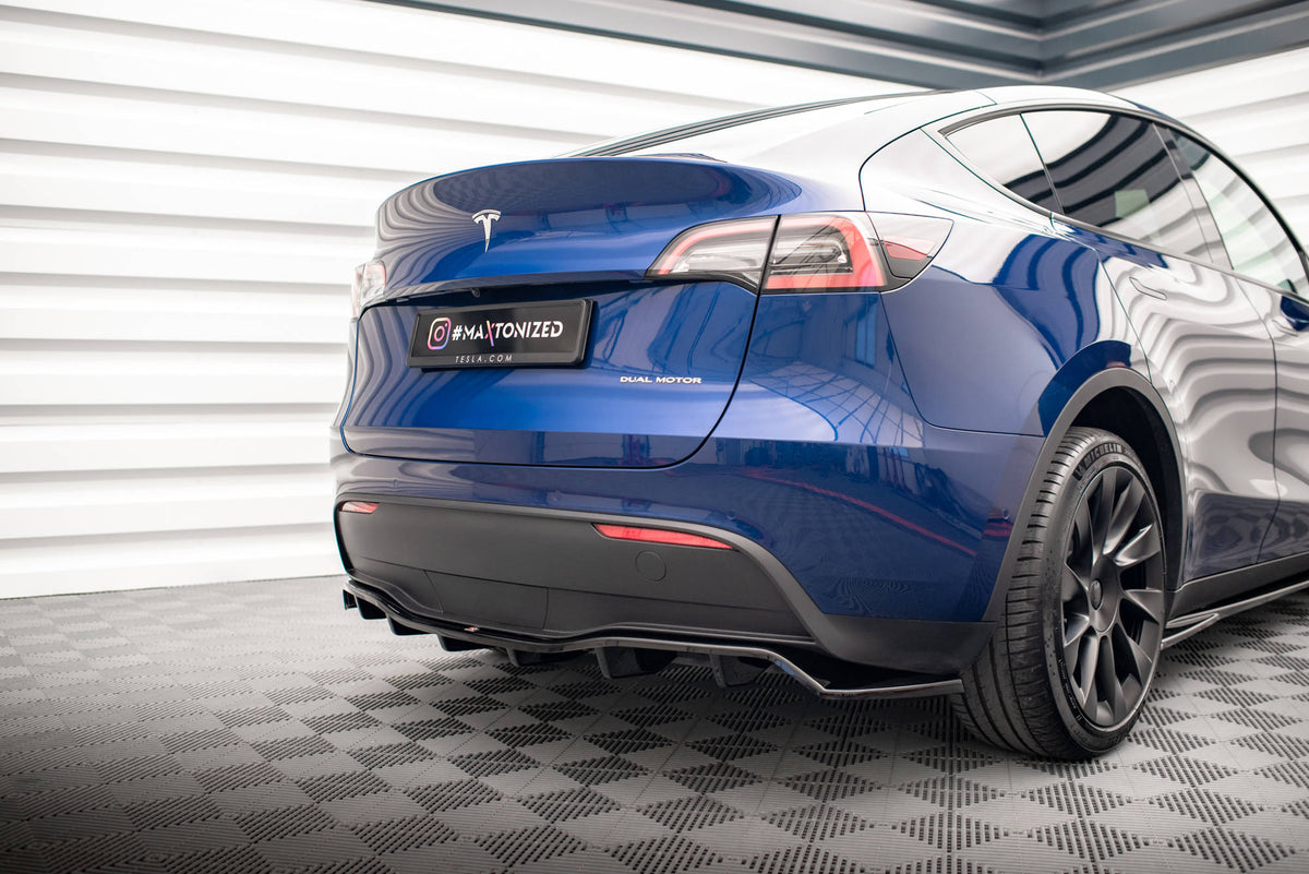 Rear Splitter (with vertical bars) suitable for Tesla Model Y