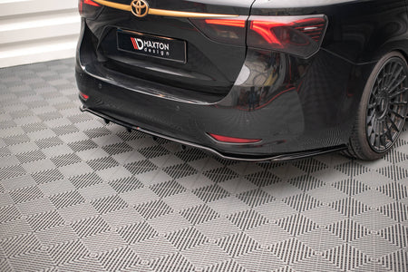 Rear Splitter (with vertical bars) suitable for Toyota Avensis Wagon Mk3 Facelift