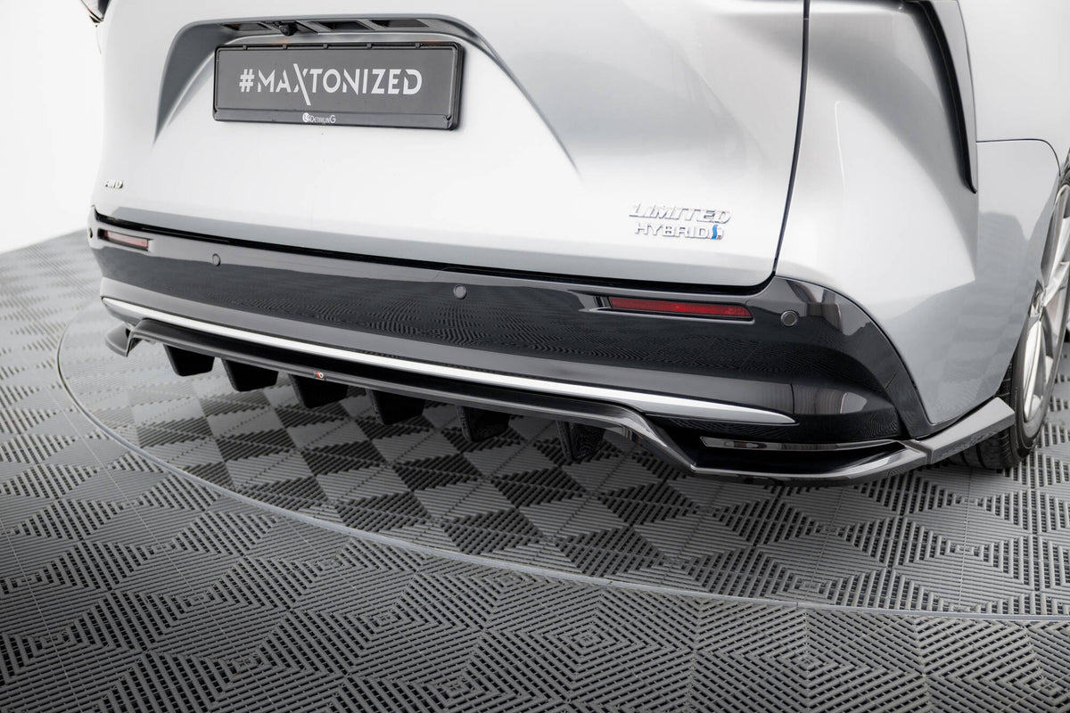 Rear Splitter (with vertical bars) suitable for Toyota Sienna Mk4