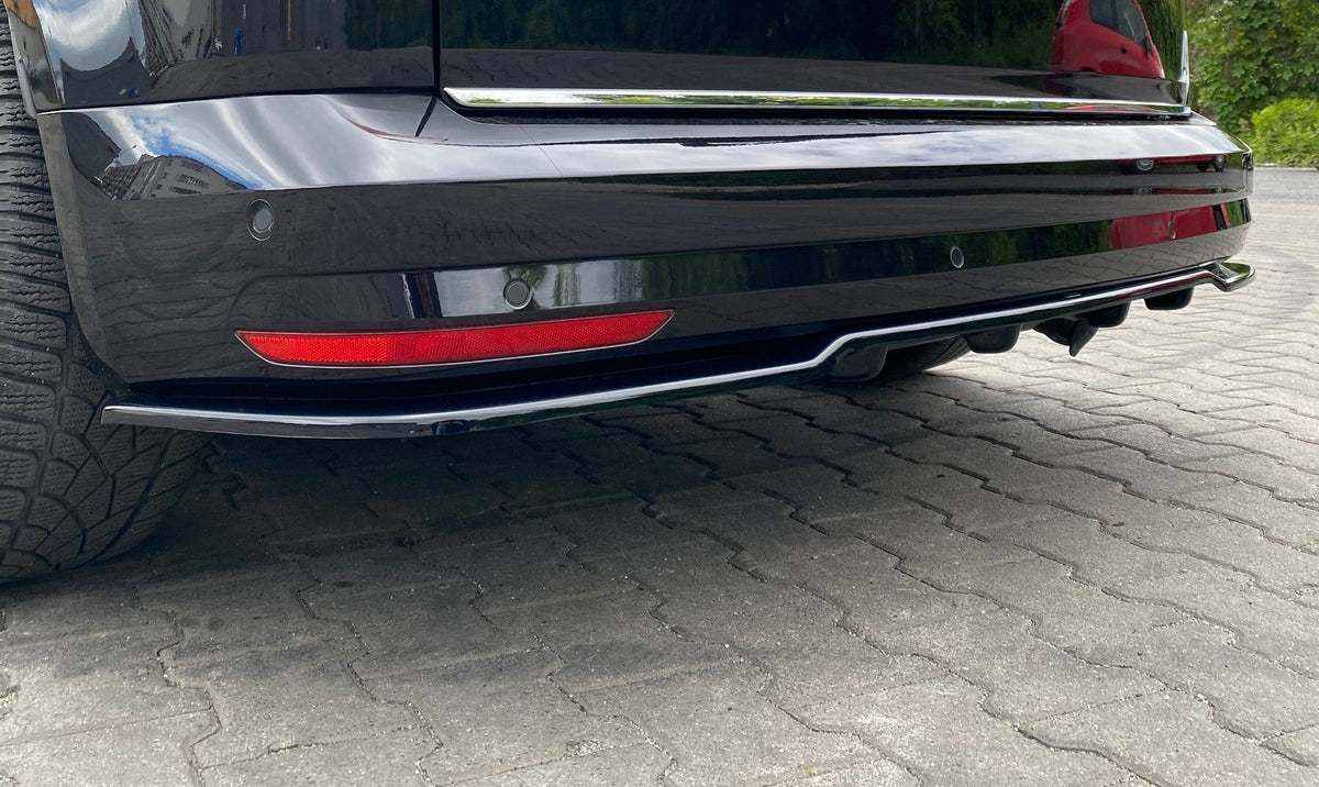Rear Splitter (with vertical bars) suitable for Volkswagen Caddy Mk. 4