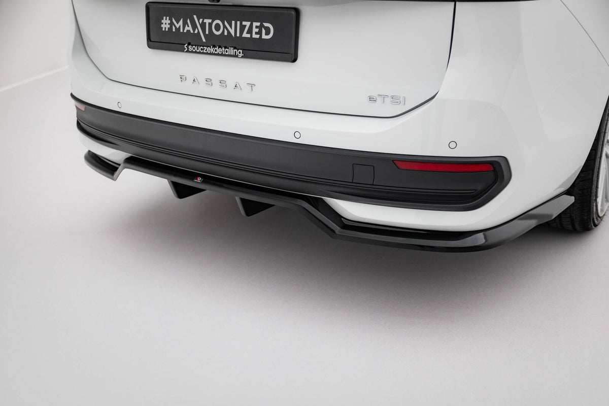 Rear Splitter (with vertical bars) suitable for Volkswagen Passat B9