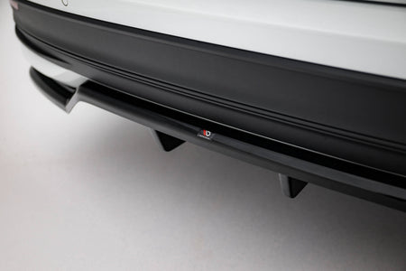 Rear Splitter (with vertical bars) suitable for Volkswagen Passat B9
