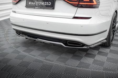 Rear Splitter (with vertical bars) suitable for Volkswagen Passat GT B8 Facelift USA