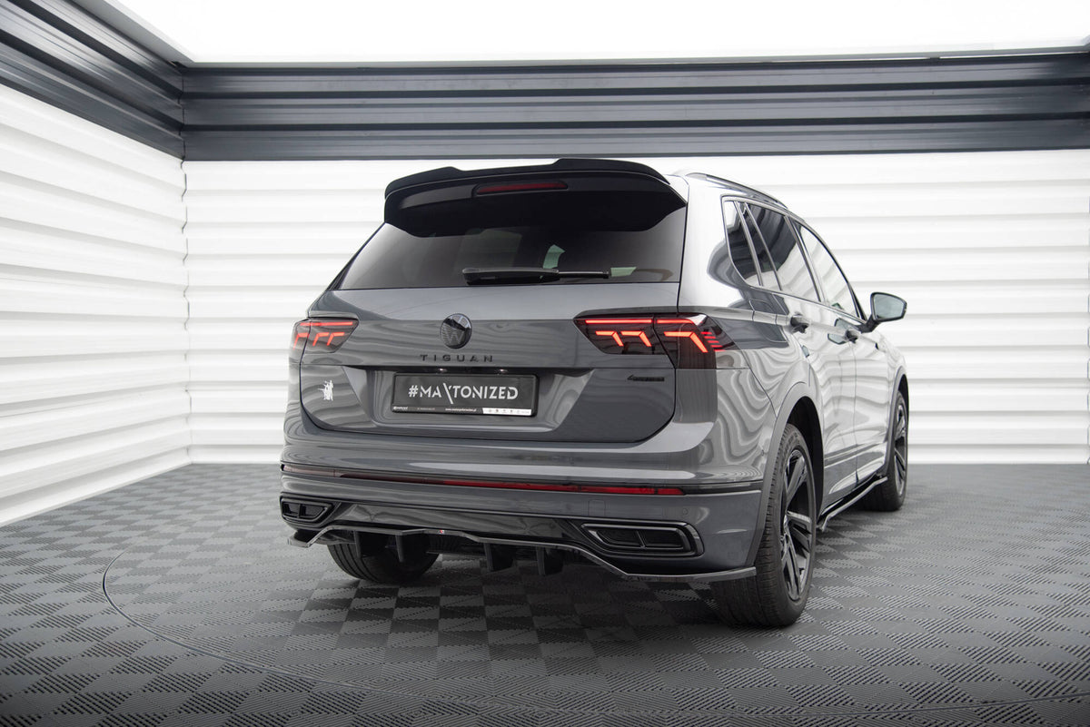 Rear Splitter (with vertical bars) suitable for Volkswagen Tiguan R-Line Mk2 Facelift