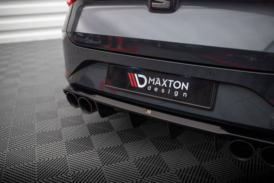 Rear Valance + Exhaust Ends Imitation suitable for Seat Leon ST FR Mk4