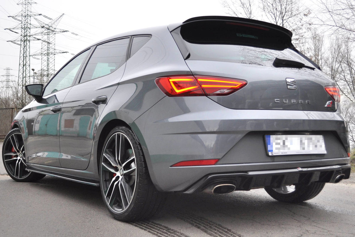 Rear Valance V.1 suitable for Seat Leon Cupra Mk3 FL Hatchback