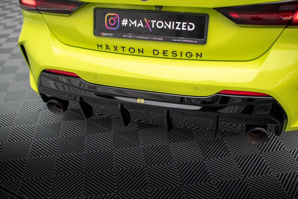 Rear Valance V.3 suitable for BMW 1 F40 M-Pack/ M135i / 128ti (Version with single exhausts on two sides)