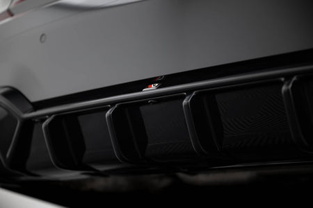 Rear Valance suitable for BMW 3 M-Pack G20 / G21 (Fits car with towbar)