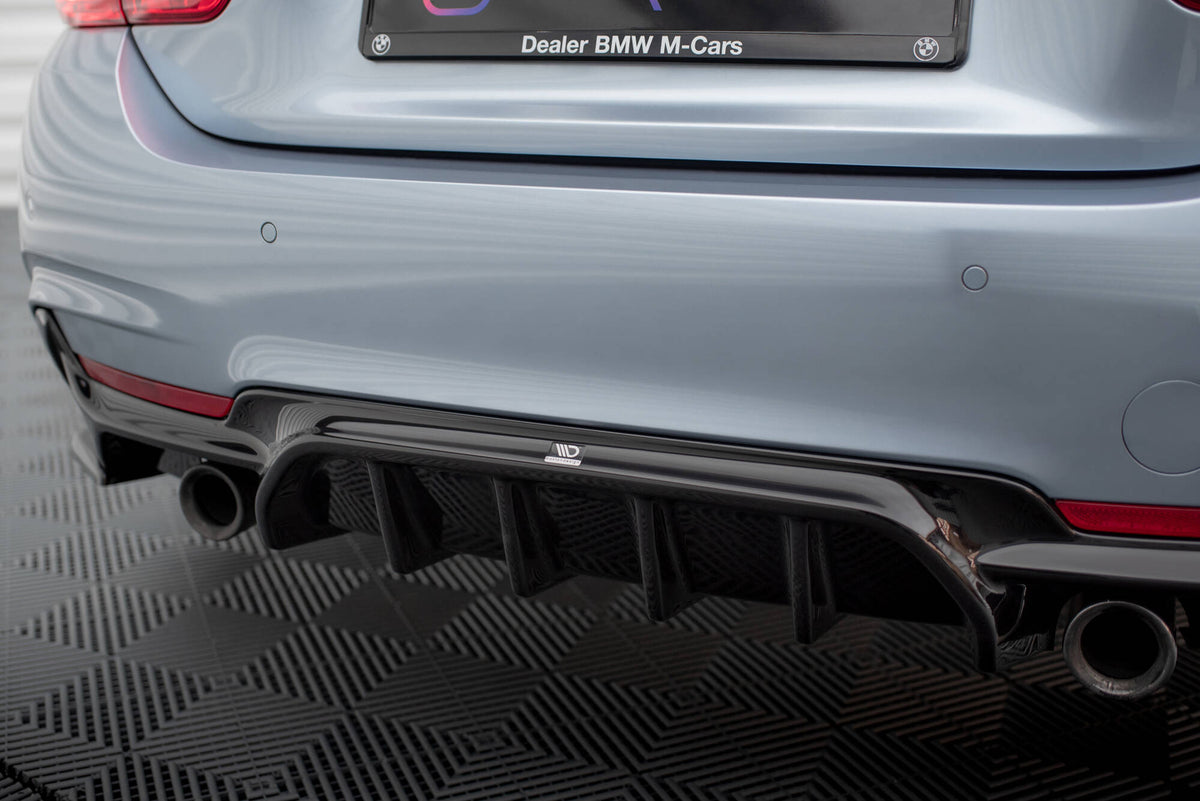 Rear Valance suitable for BMW 4 Coupe / Gran Coupe / Cabrio M-Pack F32 / F36 / F33 (Version with single exhausts on both sides)