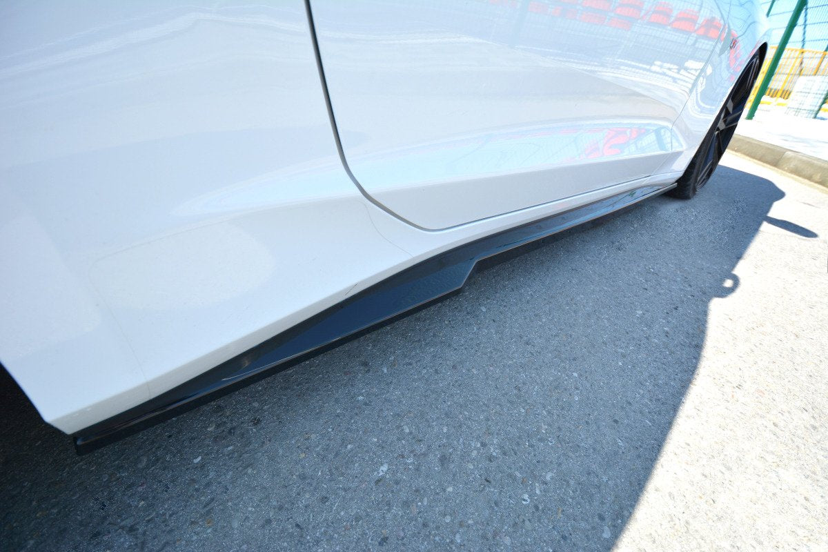 SIDE SKIRTS DIFFUSERS suitable for Chevrolet CAMARO 6TH-GEN. PHASE-I 2SS COUPE