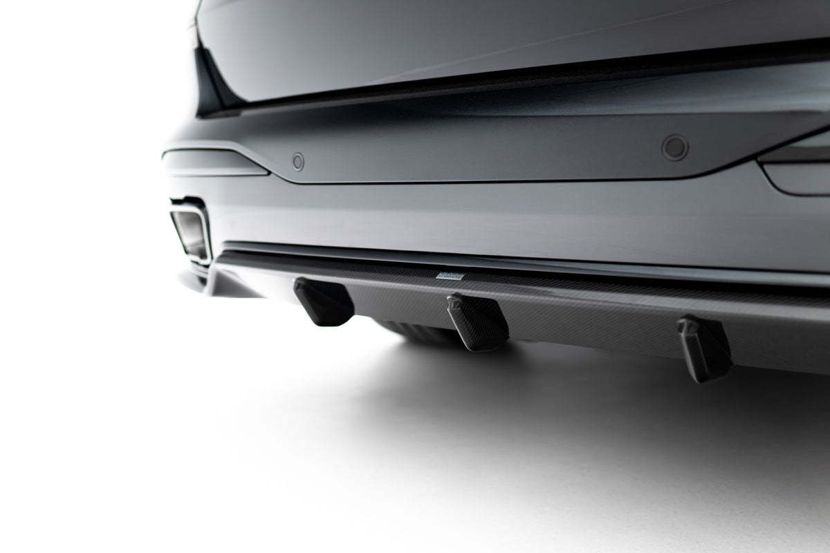 Set of Prepreg Carbon Splitters V.2 suitable for BMW X7 M-Pack G07 Facelift